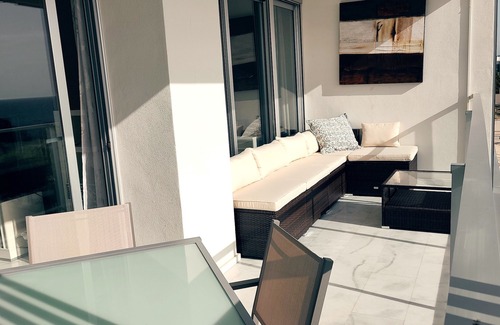 Villajoyosa Apartment | Fine apartment by the sea, beach, nice and quiet yet close to Center