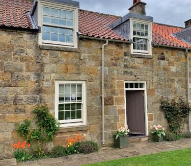 Great Broughton House | Finest Retreats - Ingleby Manor - Manor Cottage