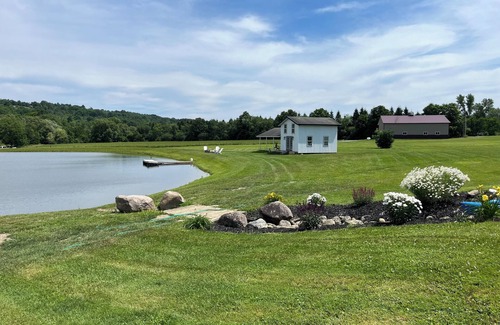 Dundee Cabin | Finger Lakes Pondside Haven