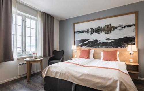 Finnoy Hotel | Finnøy Bryggehotell - by Classic Norway Hotels