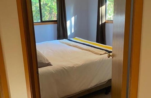 Lund Bed & Breakfast | Finn Bay, Lund Camp House Suite