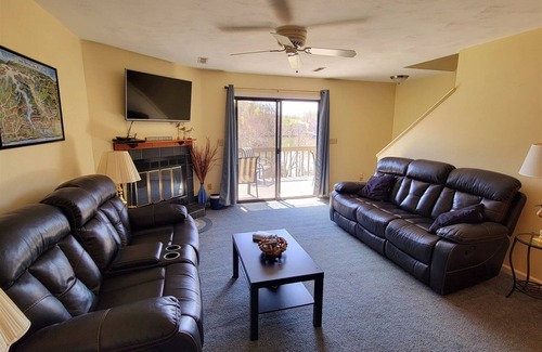Goodview House | Finnegan's Wake - SML