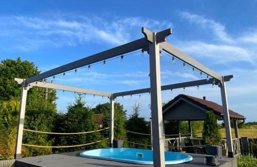 Stare Sady House | Fiołkowy Zakątek Domek z Basenem