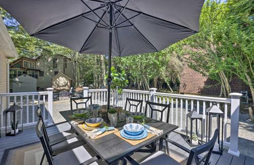 Tobyhanna House | Fire Pit and Furnished Deck Serene Tobyhanna Escape