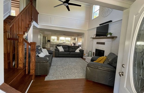 Luray Other | Firefly Farmhouse~Peaceful Retreat ~ Fire Pit+Hot Tub+Pets+Games on 2 Acres