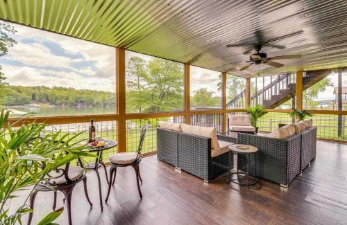 Hayesville House | Fireside Nights, Winter Lake View! Hayesville Home