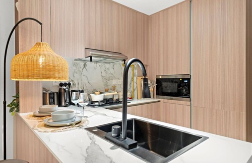 Jumeirah Village Triangle Apartment | FIRST CLASS | Bali Studio | PS5 Pool JVT