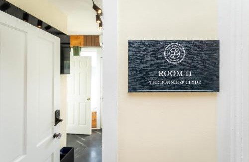 Luray Hotel | First Floor Suites at The Legacy Inn Harmony Floor