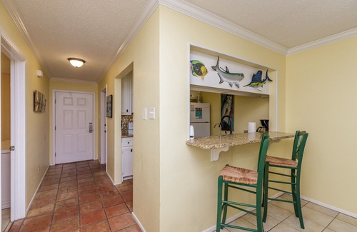 Corpus Christi Condo | First Floor, Waterfront Condo W/2 King Beds, Boat Slip & Sparkling Pool