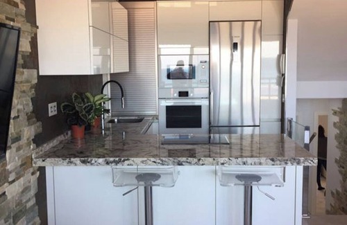 Cadiz Apartment | First line beach in Cádiz. Completely renovated in January 2017, brand new