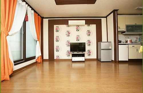 Kujanggul House | First Pension