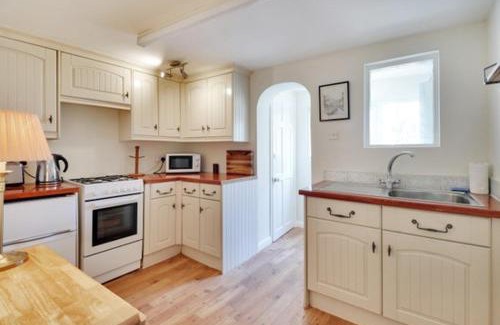Old Town Hastings House | Fisherman's Cottage in Hastings Old Town