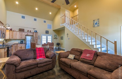 Brookeland House | Fisherman's Escape at Lake Sam Rayburn
