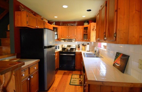 Robbinsville Cabin | Fisherman's Paradise!
