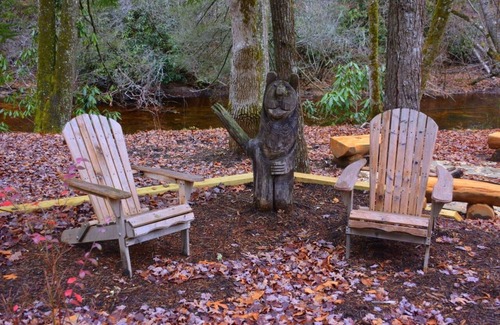 Robbinsville Cabin | Fisherman's Paradise!