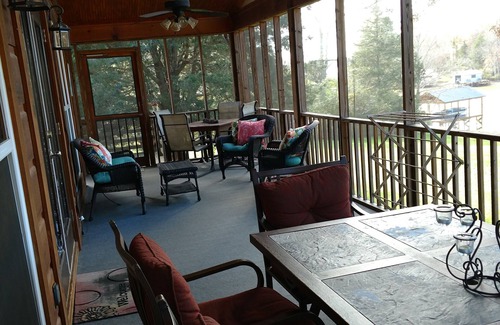 Chickamauga Lake House | Fishing is great on the Hiwassee and Chickamauga Lake!