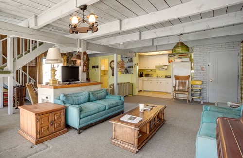 Saratoga Cabin | Fishing Paradise on 160 Acres ~ 13 Mi to Saratoga