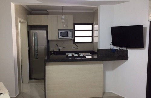 Toninhas Apartment | Fit modern condo with great entertainment (Wembley Tenis)