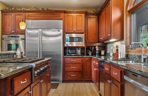 The Highlands House | Five Bedroom Breckenridge Home with Amazing Mountain Views