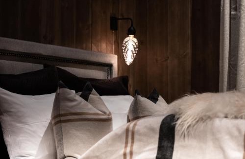 Skjaak House | Fjelleventyret gårdsovernatting