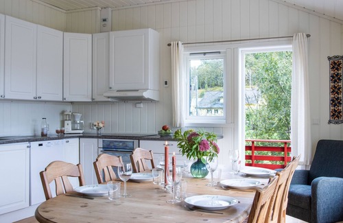 Tysnes House | Fjordglytt by Interhome