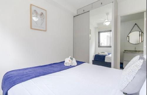 Pinheiros Apartment | FL1110 · Little Barcelona, lado da Faria Lima, com piscina.