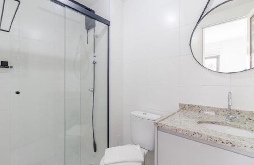 Pinheiros Apartment | FL1110 · Little Barcelona, lado da Faria Lima, com piscina.
