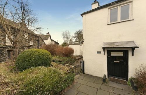 Hawkshead House | Flag Cottage