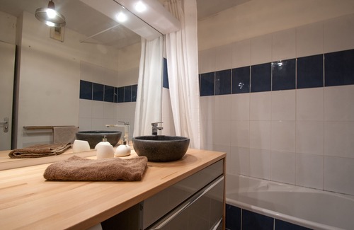 Ancely Apartment | FLAMBERE - 80m2 - 2 chambres + parking + terrasse