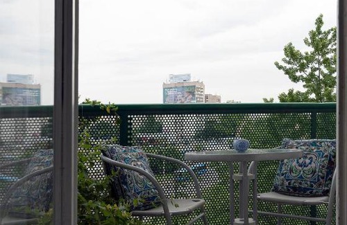 Obuda Apartment | FlaneurNest- peaceful&inspiring