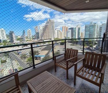 Santa Helena Apartment | Flat com piscina, academia e vista para o mar