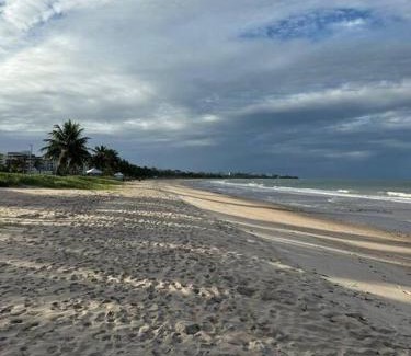 Cabedelo Apartment | Flat com sacada na quadra do mar