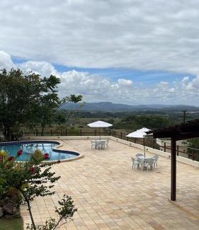 Cha Grande Apartment | Flat Condomínio Topo da Montanha 507