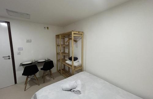 Encruzilhada Apartment | Flat funcional mobiliado com cozinha e WC privativo apt103