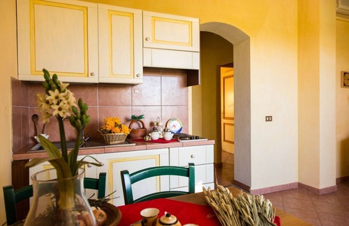 Lari Apartment | Flat in Lari, A/C, terrace, pool, restaurant, Wi-Fi, close to the village, Ci