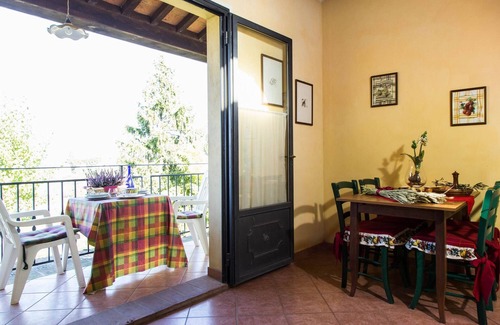 Lari Apartment | Flat in Lari, A/C, terrace, pool, restaurant, Wi-Fi, close to the village, Ci
