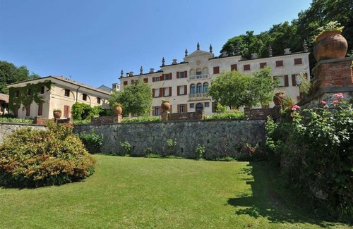 Asolo Apartment | Flat in the historic centre of Asolo
