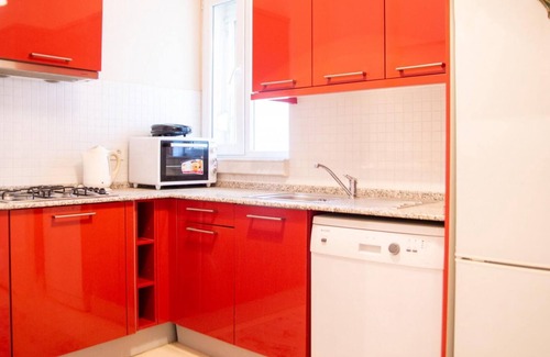 Karsiyaka Apartment | Flat near Sea and Public Transportation in Izmir