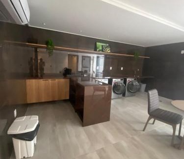 Tambau Apartment | Flat One Way com academia e excelente localização