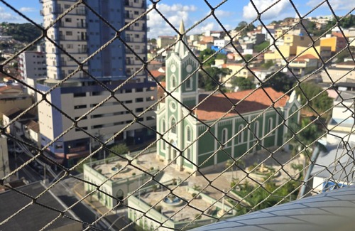 Caxambu Apartment | Flat Verde no Centro de Caxambu. Aceita pet de Pequeno Porte