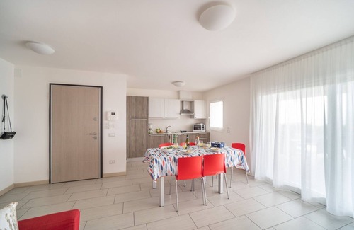 Lignano Sabbiadoro Apartment | Flat with spacious terrace in Lignano