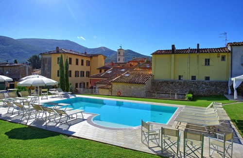 Santa Maria del Giudice Apartment | Flavia 3 - Vacation Rental with swimming pool in Lucca