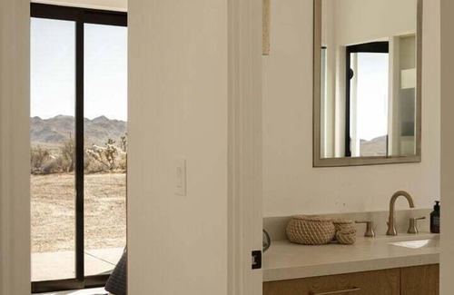 Joshua Tree Highlands House | Fleur by Fieldtrip | Architectural Desert Estate w Pool