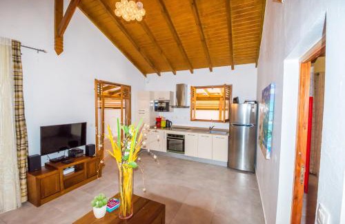 Anse-Bertrand House | Fleurs d'épices