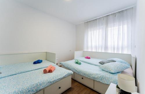 Velika Gorica Apartment | Flex SelfCheckIns 99 - 2 Bedrooms - Parking - Loggia