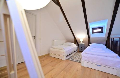 Historic Center House | FLH - Casa Doris