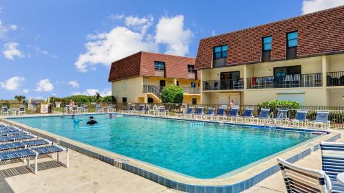 Avon By The Sea House | Flip Flop Foray at Cocoa Beach