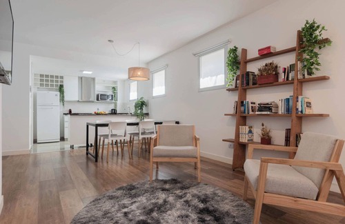 Palermo Apartment | Fliphaus + SohoGlam 'B' - 2 Bd with Balcony