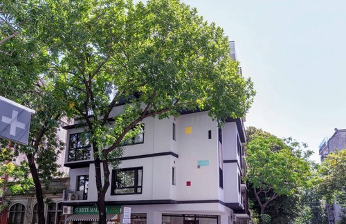 Villa Devoto Condo | Fliphaus + SohoHaus Aparts ‘A’ - Plaza Serrano