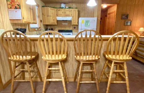 Sabinal Cabin | Float 2 Cabin! Private Frio River Access ~ Gated Comanche Crossing, Concan!